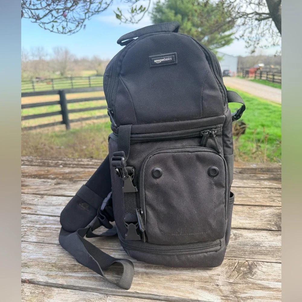 Amazon Basics DSLR Sling Bag